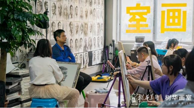 美術(shù)聯(lián)考是什么？美術(shù)聯(lián)考主要是考什么？評(píng)分標(biāo)準(zhǔn)是什么？