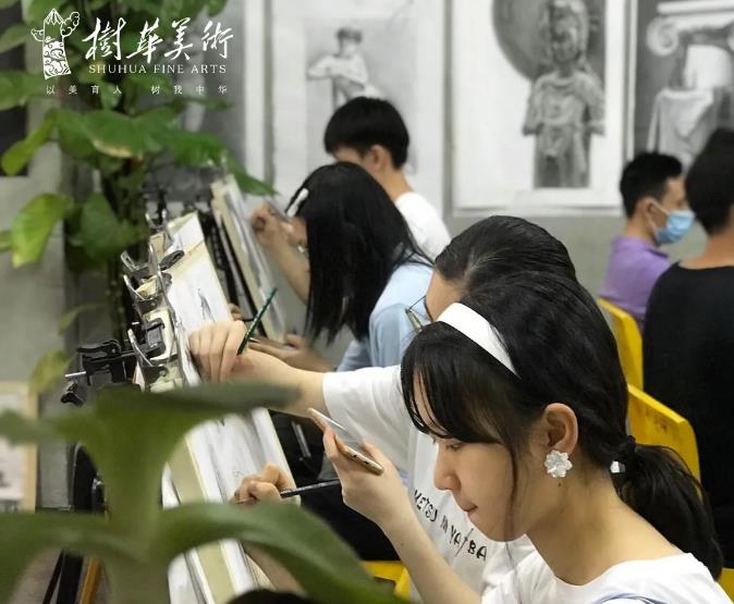 美術生畫畫的時候遇到瓶頸怎么辦？這些方法幫你巧妙解決